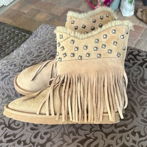 Koolaburra Tan Suede Fringe Ankle Boots with Faux Fur and Studs